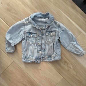 Zara Blue Jean Jacket Classic Denim Style